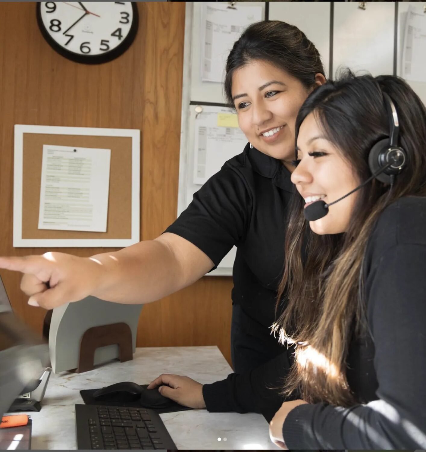 Maldonado Brothers office team answering calls